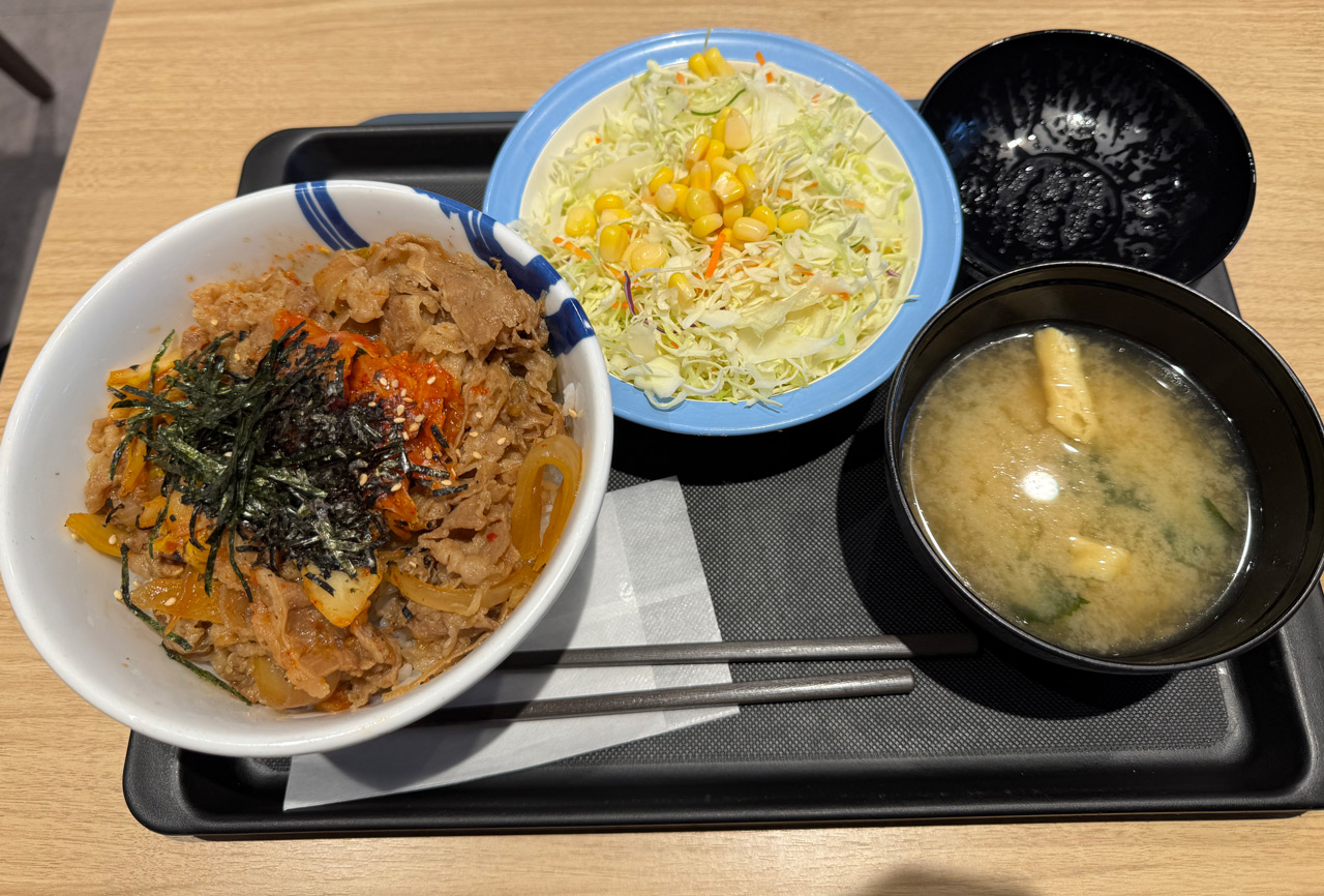 松屋の胡麻ドレッシングの味がジョセフィーヌと似てる